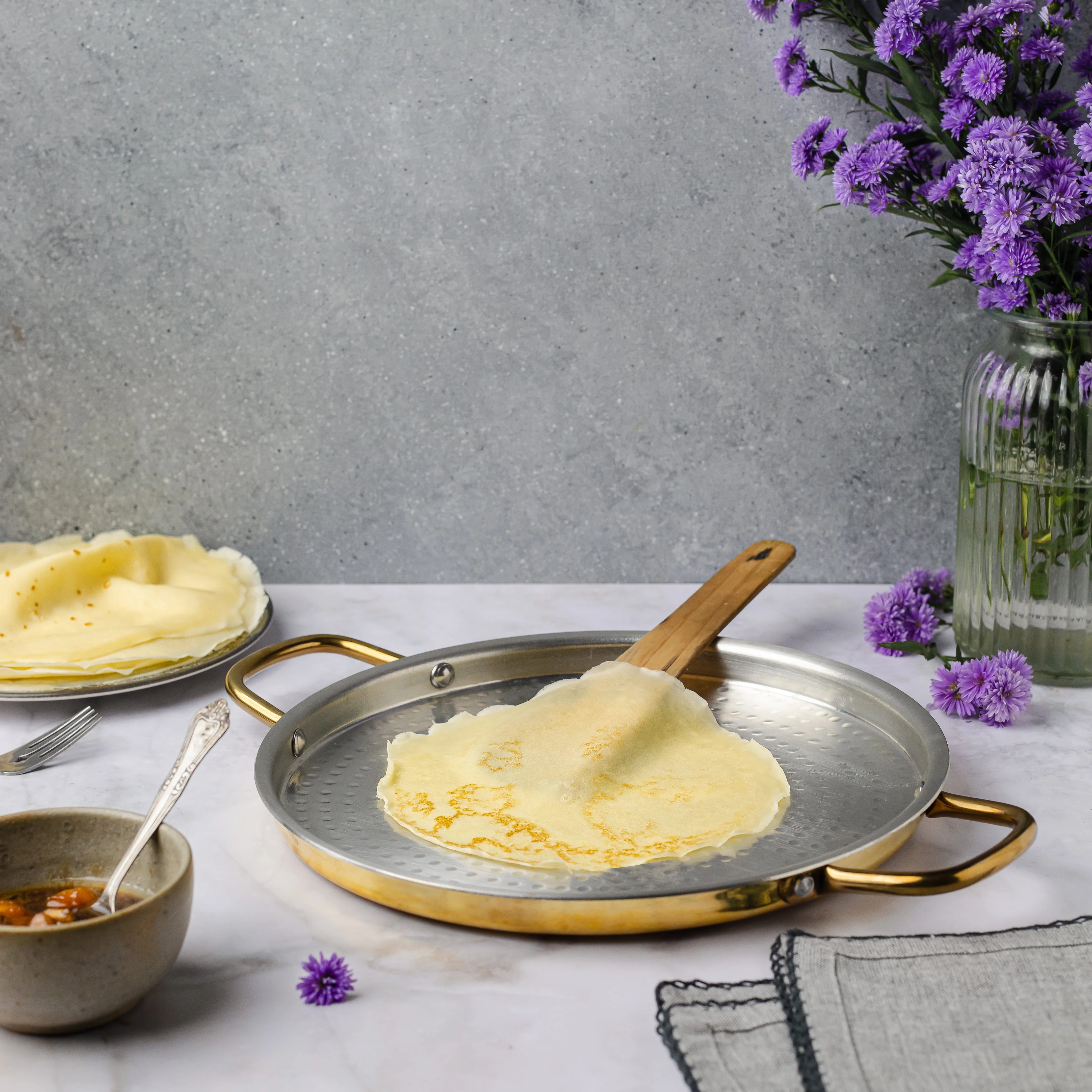 Brass Dosa Tawa with Insulated handles And Brass Ghee Pot Combo - Image 4